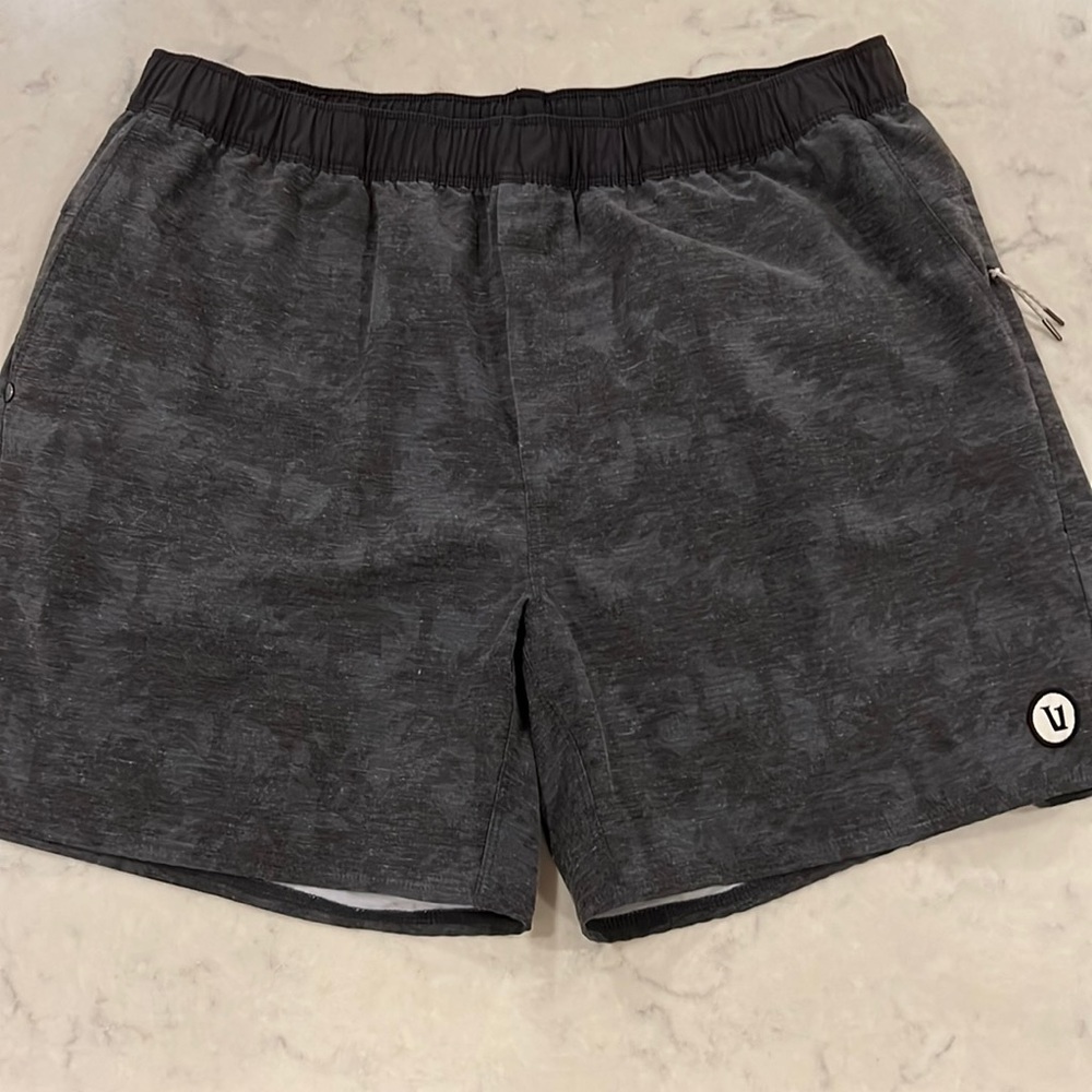 Vuori Cape Swim Trunks Shirts XL